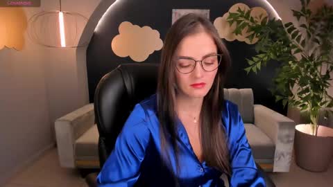 JULIETTA online show from February 2025 12:27:01 PM