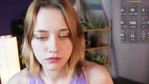 Mia online show from October 2025 03:02:02 AM