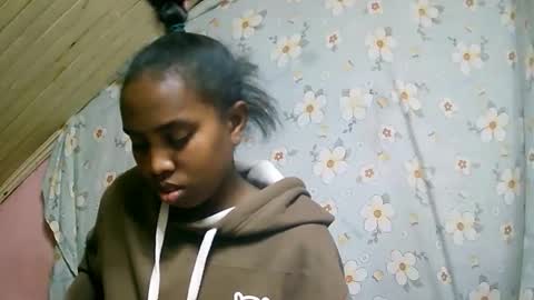 juliette9794 online show from September 2025 12:22:02 AM