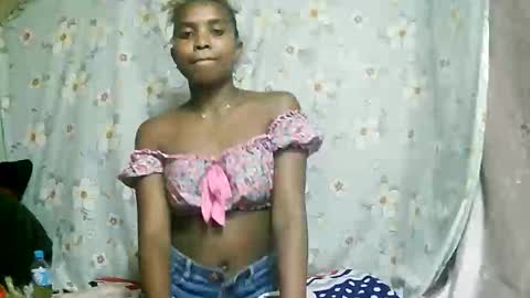 juliette9794 online show from September 2025 05:02:02 PM