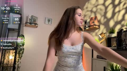 Snapshot of juliette_junson chatting on March 2025 04:02:01 PM Julie online show from March 2025 04:02:01 PM