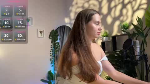 Snapshot of juliette_junson chatting on October 2025 12:41:02 PM Julie online show from October 2025 12:41:02 PM