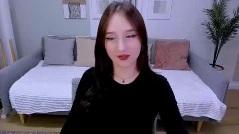 Snapshot of juliettemonli chatting on May 2026 02:33:01 PM juliettemonli online show from May 2026 02:33:01 PM