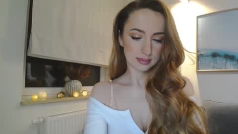 JulietteSensual online show from February 2025 04:32:01 PM