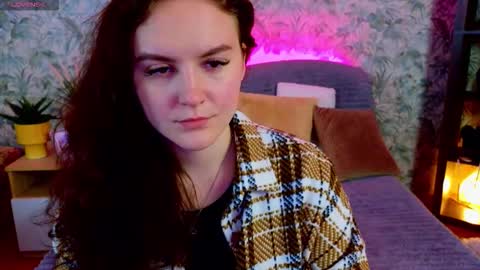 Julia online show from November 2025 01:28:02 PM