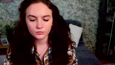 Julia online show from November 2025 01:28:01 PM