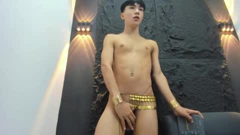 Snapshot of julii_rico chatting on May 2026 03:35:02 AM JULI online show from May 2026 03:35:02 AM