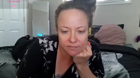 Juli Monroe online show from October 2025 04:07:01 PM