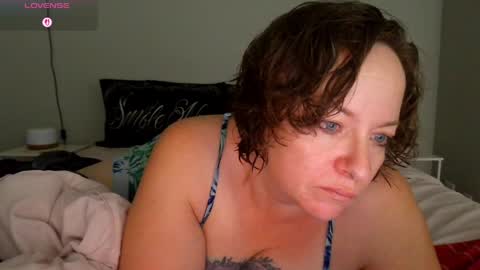 Snapshot of julimonroe chatting on April 2026 09:44:01 AM Juli Monroe online show from April 2026 09:44:01 AM