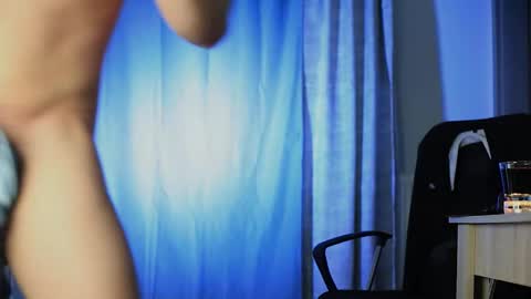 JULiUS   online show from January 2025 05:59:02 PM