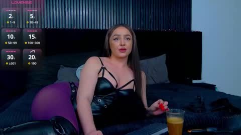 Julia online show from February 2026 06:20:01 PM