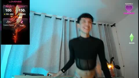 Snapshot of jullian_ricci chatting on November 2025 03:06:02 AM jullian online show from November 2025 03:06:02 AM