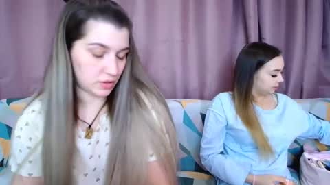 Snapshot of jullymood chatting on April 2026 05:32:02 PM DoubleCherry online show from April 2026 05:32:02 PM