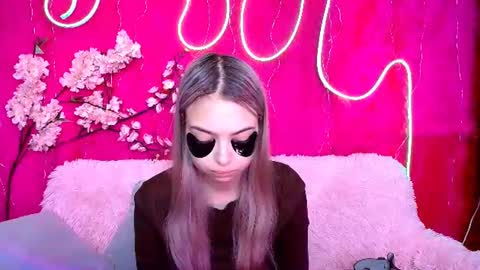 Snapshot of jullymood chatting on August 2026 01:07:02 AM DoubleCherry online show from August 2026 01:07:02 AM