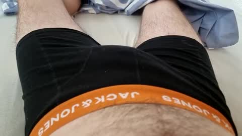 Nik online show from February 2025 08:52:02 PM