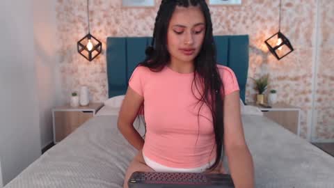 Julietha  online show from December 2024 08:32:01 PM