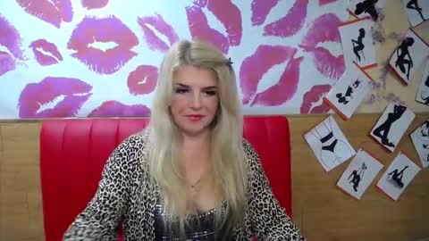 Julya Barbi online show from September 2025 06:07:01 AM