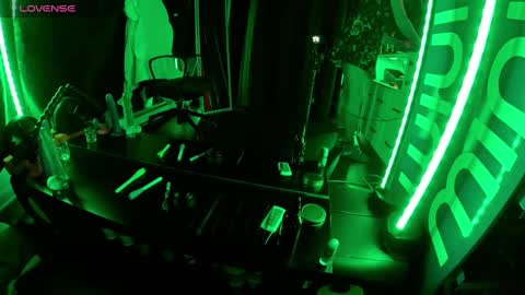 Snapshot of julythequeen chatting on October 2025 10:54:02 PM Julie online show from October 2025 10:54:02 PM