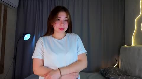 Bella online show from September 2025 04:23:01 AM