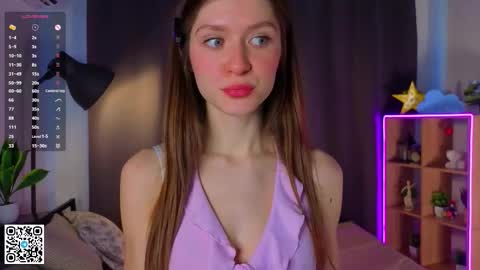 Bella online show from September 2025 04:22:01 AM