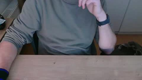 junk2711 online show from October 2025 03:49:01 PM