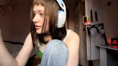 Elizabeth online show from April 2026 03:50:02 PM