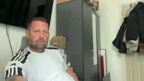 Junky online show from June 2026 01:14:01 PM
