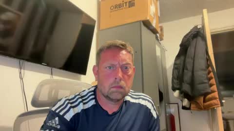 Junky online show from June 2026 09:32:02 PM
