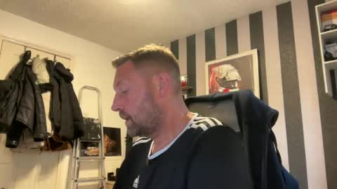 Junky online show from August 2026 02:44:02 PM