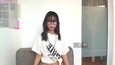 junovaughn online show from March 2026 02:39:01 AM