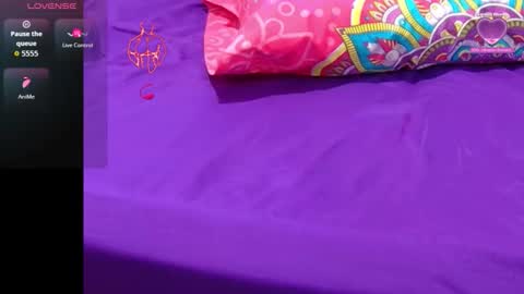 jupiter_3333 online show from April 2026 06:23:01 PM