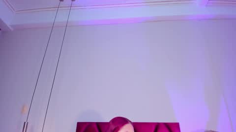 Jupiter Fox online show from March 2025 01:09:01 AM