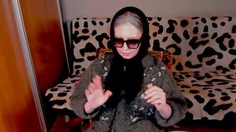 Nika and Mark online show from February 2025 03:29:01 PM