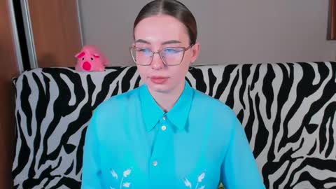 Nika and Mark online show from February 2025 06:00:02 PM