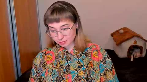 Nika and Mark online show from October 2025 09:22:01 PM