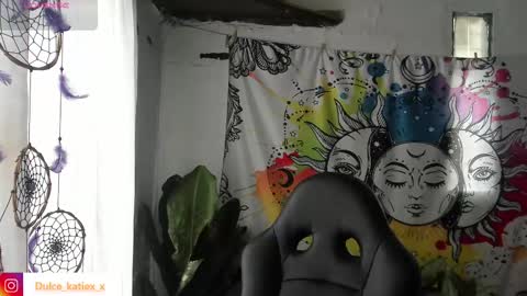 Sofia online show from February 2025 07:35:01 PM