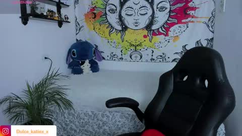 Sofia online show from November 2025 12:26:01 PM