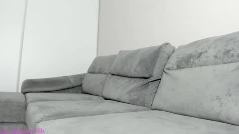 Snapshot of justacuddlie chatting on February 2025 04:03:01 AM Jenny Welcome3 online show from February 2025 04:03:01 AM