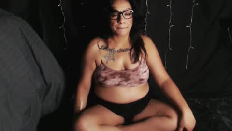 Layla online show from March 2026 08:20:02 AM