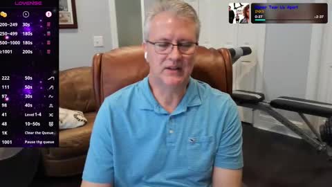 Michael online show from November 2025 07:58:01 PM