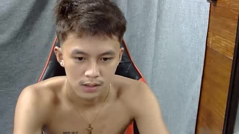Snapshot of justcallme_james chatting on June 2026 03:40:02 AM James online show from June 2026 03:40:02 AM