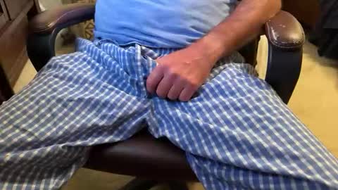 Snapshot of justcammin76 chatting on November 2025 12:32:01 AM justcammin76 online show from November 2025 12:32:01 AM