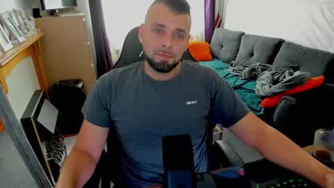 justforfunchriss online show from October 2025 09:10:01 AM