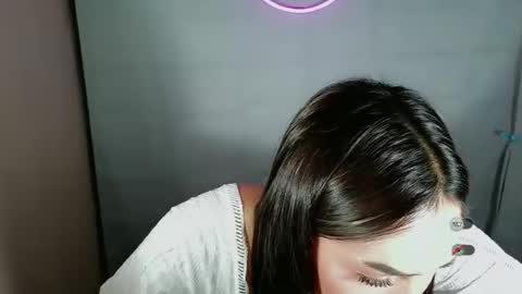 justhewayouare21 online show from April 2026 01:42:02 AM