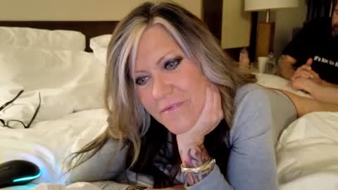 JusticeX 426 online show from November 2025 10:03:02 AM