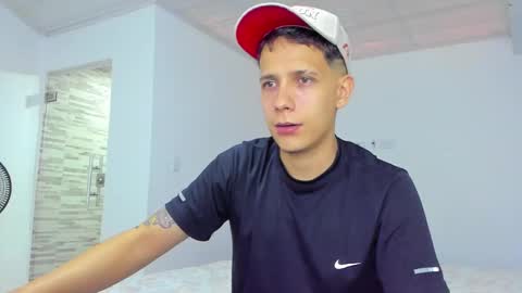 justin_biker online show from September 2025 02:44:02 PM