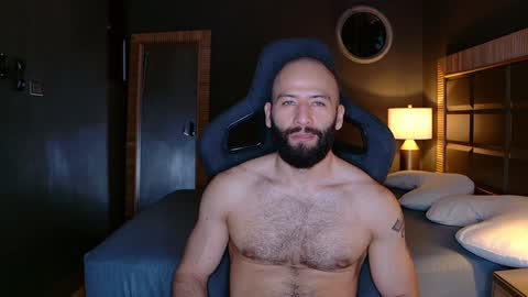 Justin online show from January 2025 11:01:02 PM