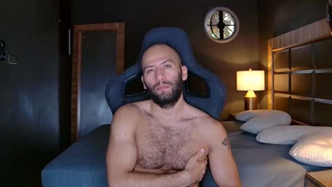 Justin online show from February 2025 01:31:02 PM