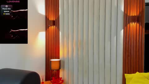 Justin online show from October 2025 07:36:02 PM