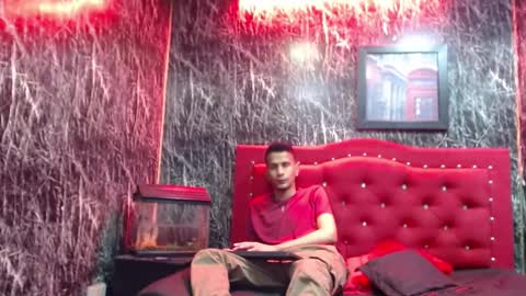 JUSTIN online show from January 2025 04:02:01 AM